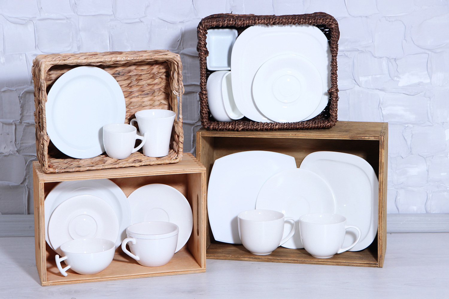 Set of Dishes 